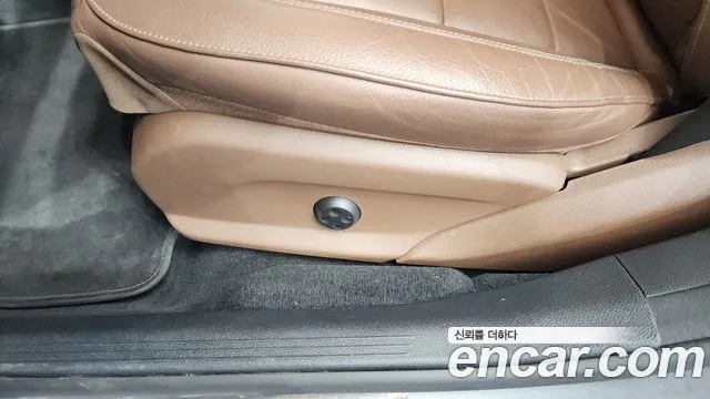 2019 Mercedes-Benz E-Class W213 E220d Avantgarde Sold VIN WDDZF0EB2KA493196 – front exterior