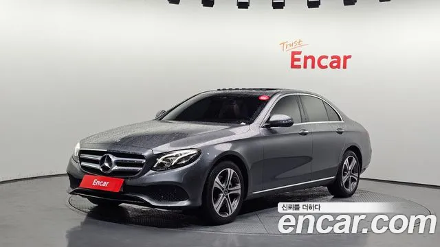 2019 Mercedes-Benz E-Class W213 E220d Avantgarde Sold VIN WDDZF0EB2KA500499 – engine bay