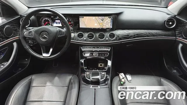 2018 Mercedes-Benz E-Class W213 E220d Avantgarde Sold VIN WDDZF0EB5JA316933 – interior seats