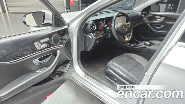 2018 Mercedes-Benz E-Class W213 E220d Avantgarde Sold VIN WDDZF0EB5JA316933 – photo 14