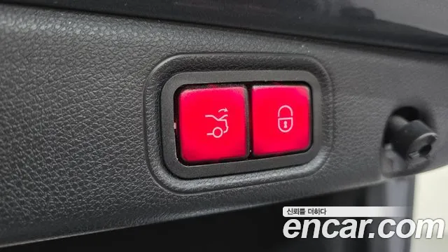 2018 Mercedes-Benz E-Class W213 E220d Avantgarde Sold VIN WDDZF0EB5JA330153 – interior seats