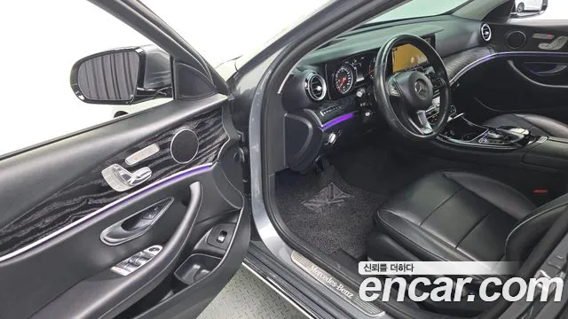 2018 Mercedes-Benz E-Class W213 E220d Avantgarde Sold VIN WDDZF0EB5JA330153 – photo 20