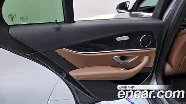 2019 Mercedes-Benz E-Class W213 E220d Avantgarde Sold VIN WDDZF0EB8KA491095 – photo 18