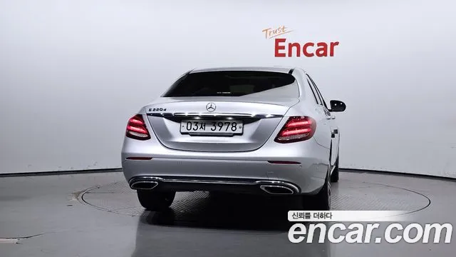 2019 Mercedes-Benz E-Class W213 E220d Avantgarde Sold VIN WDDZF0EB8KA493557 – photo 18