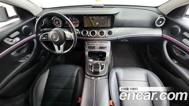 2019 Mercedes-Benz E-Class W213 E220d Avantgarde Sold VIN WDDZF0EBXKA527045 – dashboard