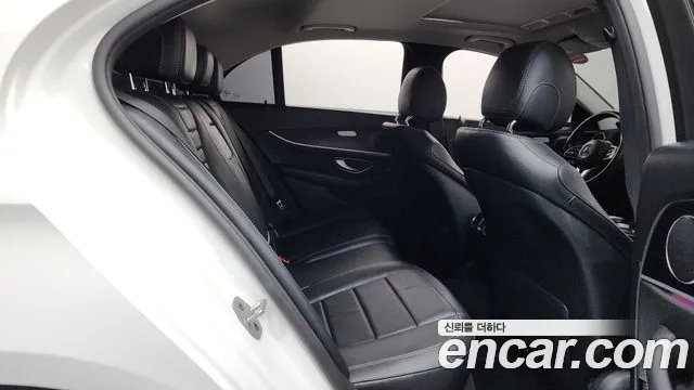 2019 Mercedes-Benz E-Class W213 E220d Avantgarde Sold VIN WDDZF0EBXKA527045 – photo 26