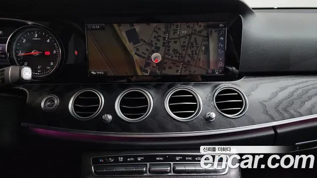 2019 Mercedes-Benz E-Class W213 E220d Avantgarde Sold VIN WDDZF0EBXKA527045 – photo 27