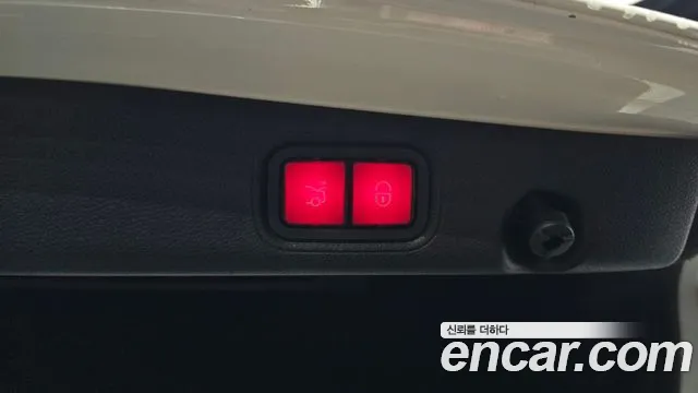 2019 Mercedes-Benz E-Class W213 E220d 4MATIC Exclusive Sold VIN WDDZF0FB1KA521486 – engine bay