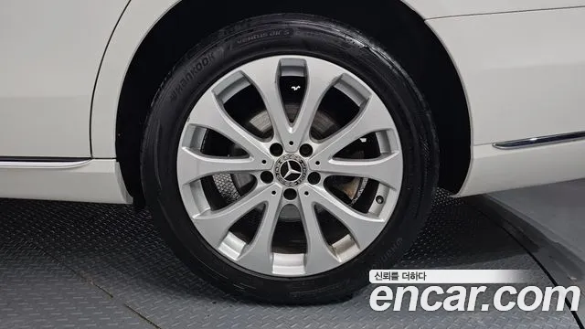 2019 Mercedes-Benz E-Class W213 E220d 4MATIC Exclusive Sold VIN WDDZF0FB1KA521486 – photo 19