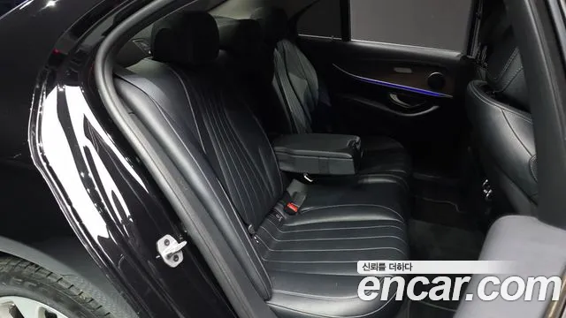 2018 Mercedes-Benz E-Class W213 E220d 4MATIC Exclusive Sold VIN WDDZF0FB7JA473751 – dashboard