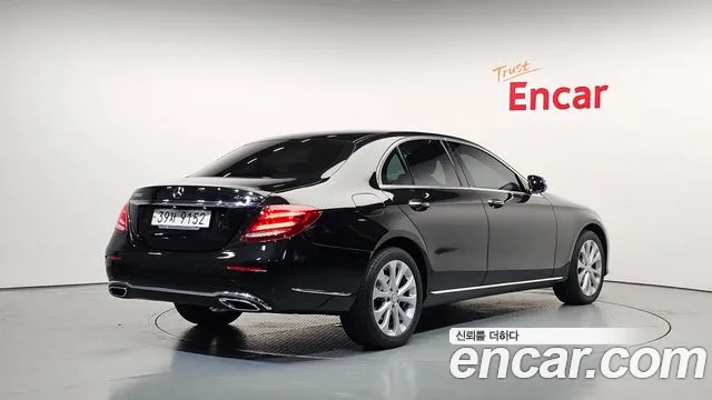 2017 Mercedes-Benz E-Class W213 E220d 4MATIC Exclusive Sold VIN WDDZF0FB8HA219203 – photo 20