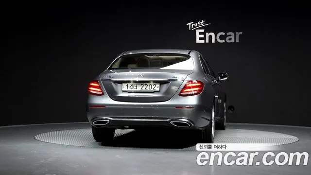 2017 Mercedes-Benz E-Class W213 E220d 4MATIC Avantgarde VIN WDDZF0FBXHA222605