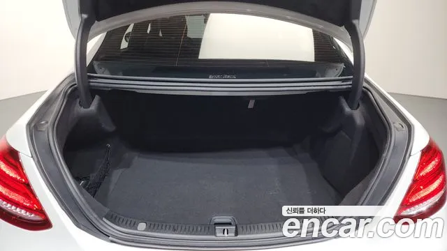 2018 Mercedes-Benz E-Class W213 E220d 4MATIC Avantgarde Sold VIN WDDZF0FBXJA474845 – photo 17