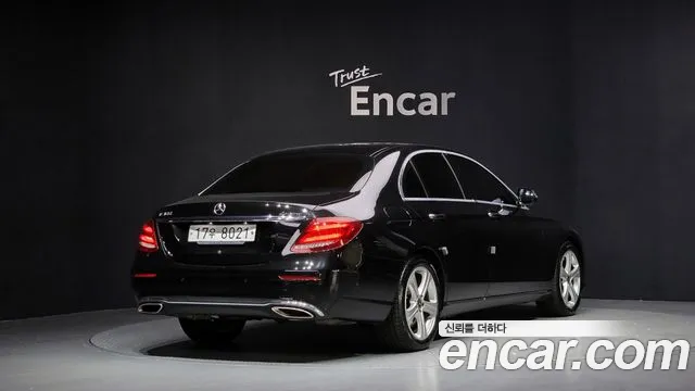 2018 Mercedes-Benz E-Class W213 E200 Avantgarde Sold VIN WDDZF4CB0JA391128 – front exterior 2018 Mercedes-Benz E-Class W213 E200 Avantgarde Sold VIN WDDZF4CB0JA391128 – front exterior