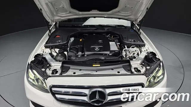 2018 Mercedes-Benz E-Class W213 E200 Avantgarde VIN WDDZF4CB0JA421485