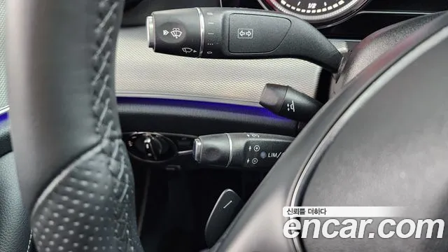2018 Mercedes-Benz E-Class W213 E200 Avantgarde Sold VIN WDDZF4CB2JA379899 – engine bay