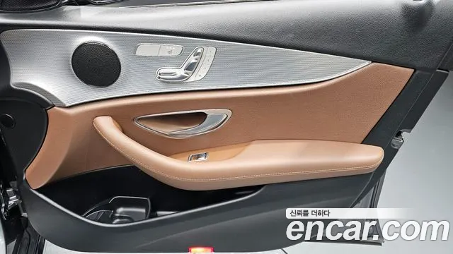 2018 Mercedes-Benz E-Class W213 E200 Avantgarde Sold VIN WDDZF4CB2JA389929 – photo 22