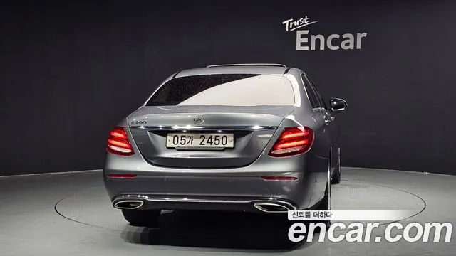 2018 Mercedes-Benz E-Class W213 E200 Avantgarde Sold VIN WDDZF4CB2JA389929 – photo 24