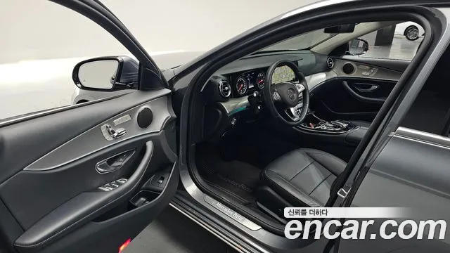 2018 Mercedes-Benz E-Class W213 E200 Avantgarde Sold VIN WDDZF4CB2JA425442 – dashboard 2018 Mercedes-Benz E-Class W213 E200 Avantgarde Sold VIN WDDZF4CB2JA425442 – dashboard