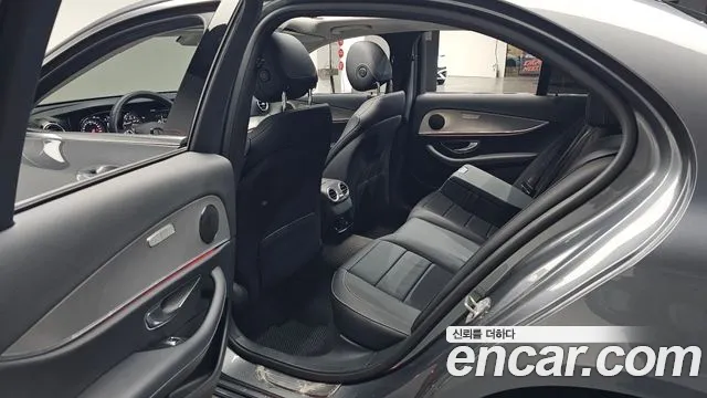 2018 Mercedes-Benz E-Class W213 E200 Avantgarde Sold VIN WDDZF4CB2JA425442 – photo 23 2018 Mercedes-Benz E-Class W213 E200 Avantgarde Sold VIN WDDZF4CB2JA425442 – photo 23