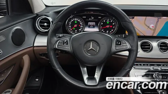 2018 Mercedes-Benz E-Class W213 E200 Avantgarde Sold VIN WDDZF4CB3JA386862 – front exterior 2018 Mercedes-Benz E-Class W213 E200 Avantgarde Sold VIN WDDZF4CB3JA386862 – front exterior