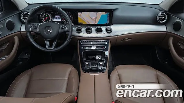2018 Mercedes-Benz E-Class W213 E200 Avantgarde Sold VIN WDDZF4CB3JA386862 – photo 22 2018 Mercedes-Benz E-Class W213 E200 Avantgarde Sold VIN WDDZF4CB3JA386862 – photo 22