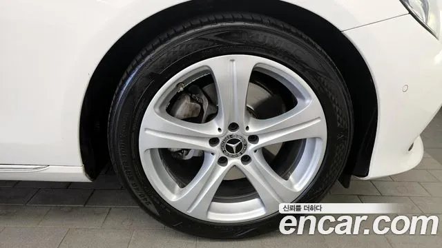 2018 Mercedes-Benz E-Class W213 E200 Avantgarde VIN WDDZF4CB4JA326847