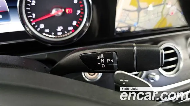 2018 Mercedes-Benz E-Class W213 E200 Avantgarde Sold VIN WDDZF4CB4JA326847 – interior seats