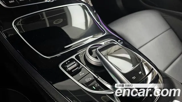 2018 Mercedes-Benz E-Class W213 E200 Avantgarde Sold VIN WDDZF4CB4JA326847 – photo 20
