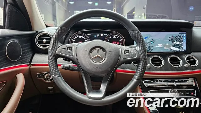 2017 Mercedes-Benz E-Class W213 E200 Avantgarde Sold VIN WDDZF4CBXHA263022 – photo 15
