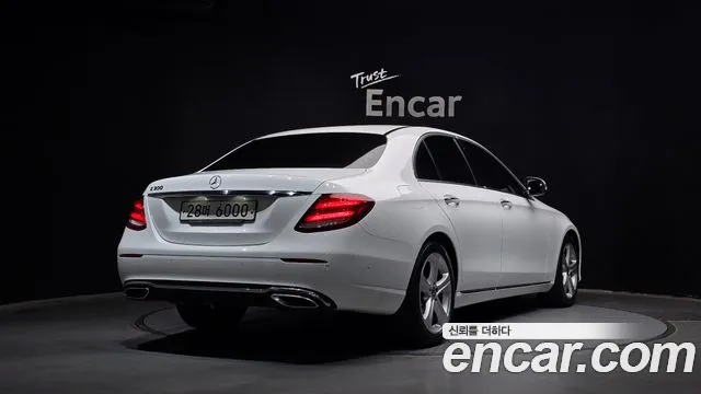 2017 Mercedes-Benz E-Class W213 E200 Avantgarde Sold VIN WDDZF4CBXHA263022 – photo 27