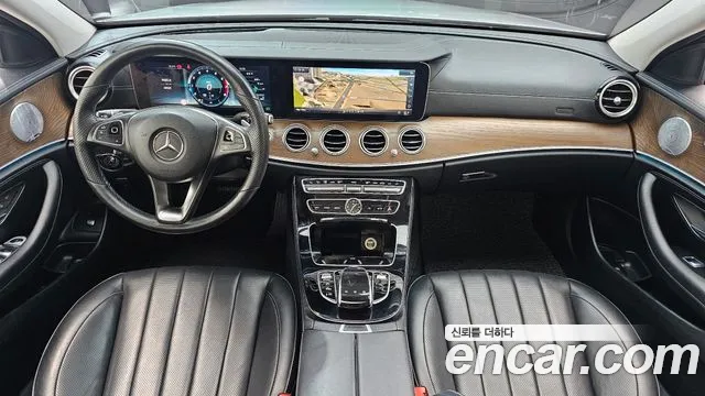 2018 Mercedes-Benz E-Class W213 E300 Exclusive Sold VIN WDDZF4JB1JA403581 – exterior detail