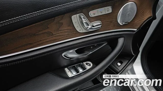 2018 Mercedes-Benz E-Class W213 E300 Exclusive Sold VIN WDDZF4JB1JA403581 – photo 26