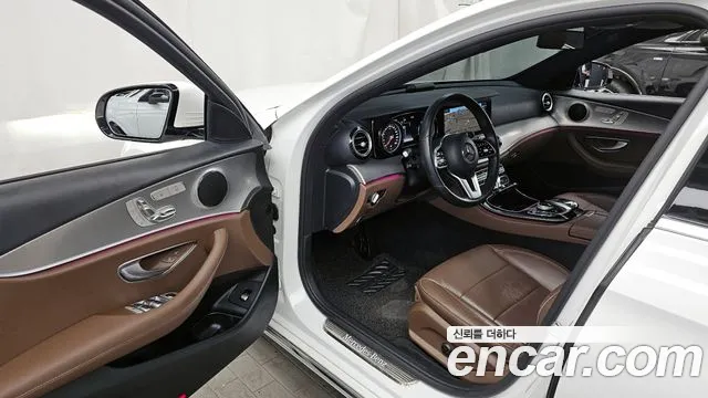 2019 Mercedes-Benz E-Class W213 E300 Avantgarde Sold VIN WDDZF4JB1KA535287 – photo 17