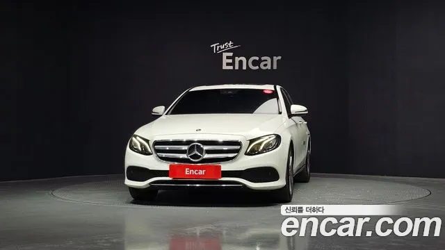 2019 Mercedes-Benz E-Class W213 E300 Avantgarde Sold VIN WDDZF4JB1KA535287 – photo 30
