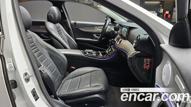 2019 Mercedes-Benz E-Class W213 E300 Amg Line Sold VIN WDDZF4JB1KA695492 – front exterior 2019 Mercedes-Benz E-Class W213 E300 Amg Line Sold VIN WDDZF4JB1KA695492 – front exterior