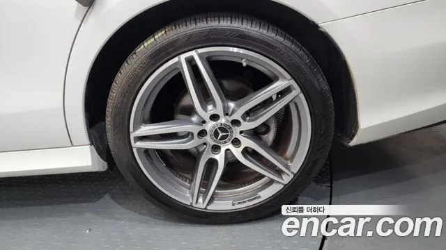 2018 Mercedes-Benz E-Class W213 E300 AMG Line Sold VIN WDDZF4JB2JA337090 – photo 13