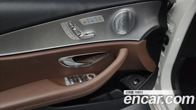 2018 Mercedes-Benz E-Class W213 E300 AMG Line Sold VIN WDDZF4JB2JA337090 – photo 31