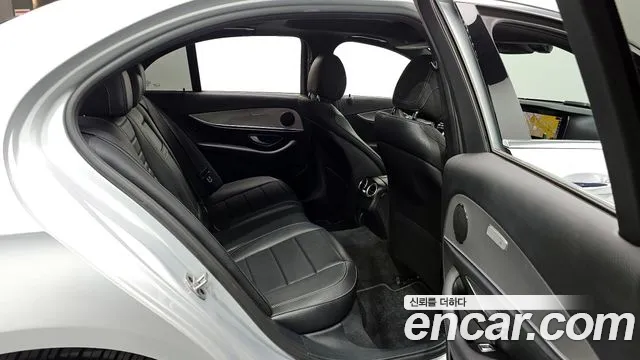 2019 Mercedes-Benz E-Class W213 E300 Avantgarde Sold VIN WDDZF4JB2KA695260 – odometer reading 2019 Mercedes-Benz E-Class W213 E300 Avantgarde Sold VIN WDDZF4JB2KA695260 – odometer reading