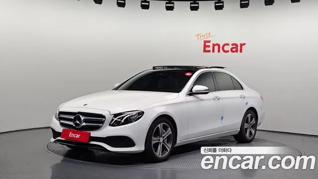 2019 Mercedes-Benz E-Class W213 E300 Avantgarde Sold VIN WDDZF4JB4KA546302 – exterior detail
