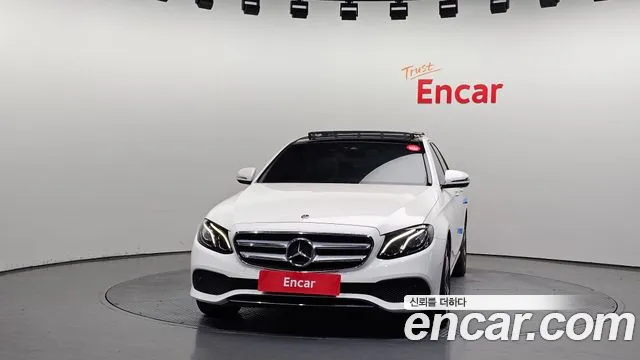 2019 Mercedes-Benz E-Class W213 E300 Avantgarde Sold VIN WDDZF4JB4KA546302 – photo 15