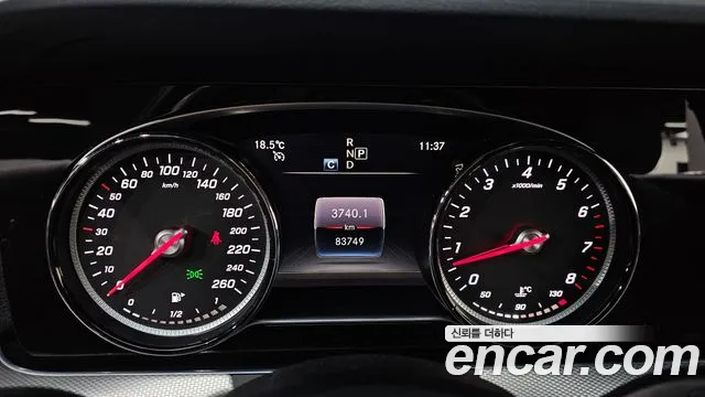 2019 Mercedes-Benz E-Class W213 E300 Avantgarde Sold VIN WDDZF4JB4KA546302 – photo 30