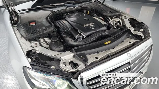 2017 Mercedes-Benz E-Class W213 E300 Exclusive Sold VIN WDDZF4JB6HA155550 – photo 18