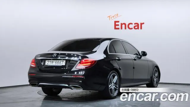2019 Mercedes-Benz E-Class W213 E300 AMG Line VIN WDDZF4JB6KA534037