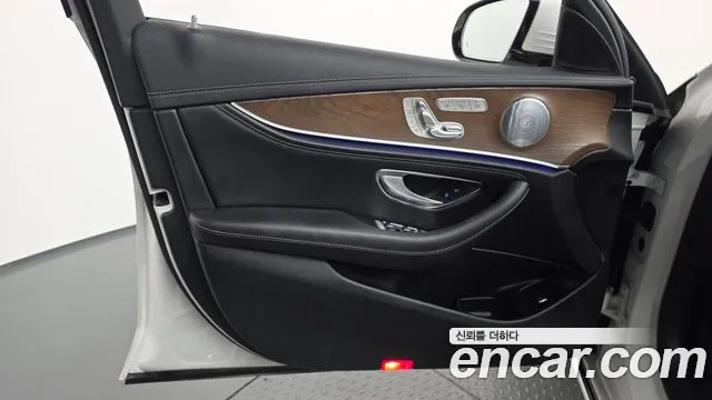 2019 Mercedes-Benz E-Class W213 E300 Exclusive Sold VIN WDDZF4JB6KA580029 – photo 19