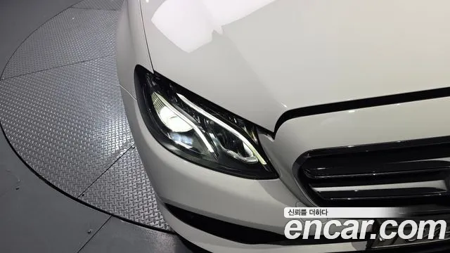 2019 Mercedes-Benz E-Class W213 E300 Avantgarde Sold VIN WDDZF4JB7KA693651 – undercarriage