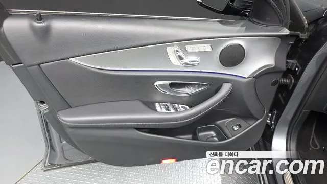 2019 Mercedes-Benz E-Class W213 E300 Avantgarde Sold VIN WDDZF4JB7KA696405 – photo 29