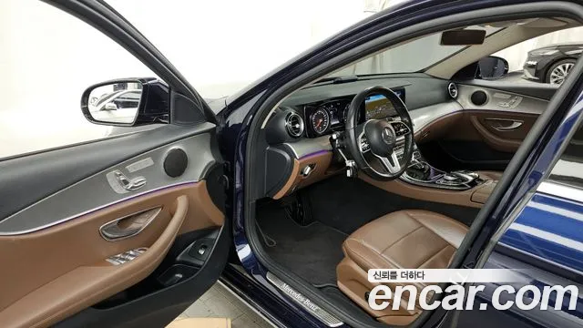2019 Mercedes-Benz E-Class W213 E300 Avantgarde Sold VIN WDDZF4JB9KA555495 – side profile 2019 Mercedes-Benz E-Class W213 E300 Avantgarde Sold VIN WDDZF4JB9KA555495 – side profile