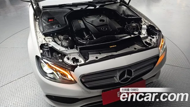 2019 Mercedes-Benz E-Class W213 E300 Avantgarde Sold VIN WDDZF4JB9KA698950 – photo 31 2019 Mercedes-Benz E-Class W213 E300 Avantgarde Sold VIN WDDZF4JB9KA698950 – photo 31