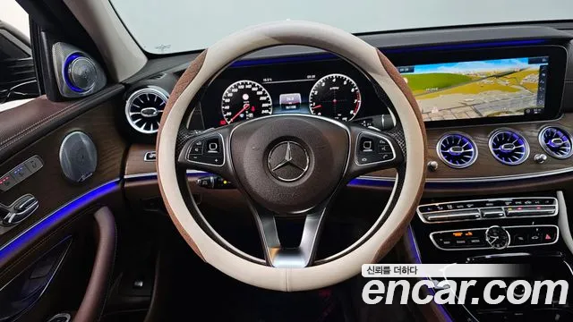 2018 Mercedes-Benz E-Class W213 E300 4MATIC Exclusive Sold VIN WDDZF4KB0JA382785 – rear exterior